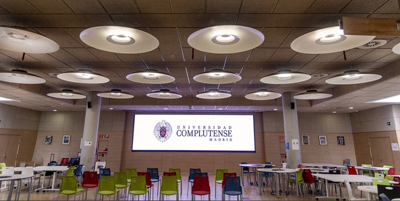 La Complutense presenta sus tres nuevas salas de aprendizaje activo
